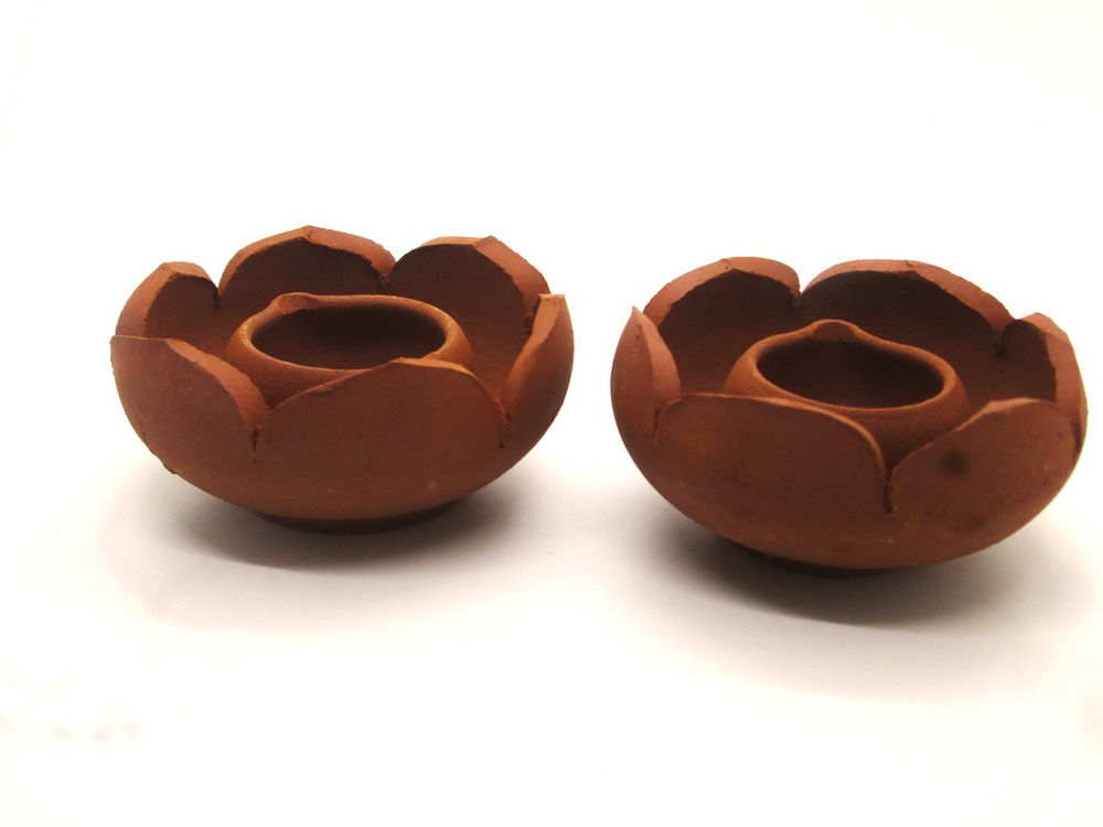 Mann Vaasam Thamarai Clay Diya for Home and Wall Decoration, Karthigai Deepam, Diwali, Hand Made Clay Vilakku for Pooja - Set of 2 