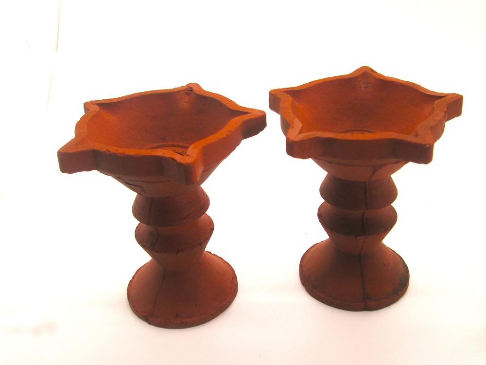 Handmade Terracotta Diya with Stand for Puja & Festival | Diya for Karthigai Deepam Agal | Clay Diya Pack of 2